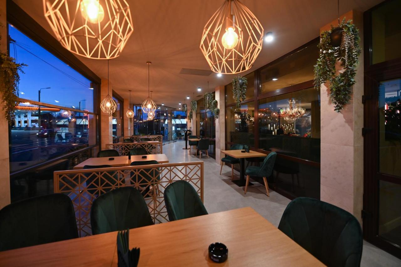 Hotel Xemar Αράντ Εξωτερικό φωτογραφία
