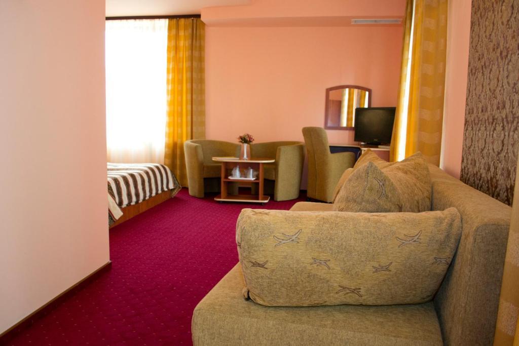 Hotel Xemar Αράντ Δωμάτιο φωτογραφία