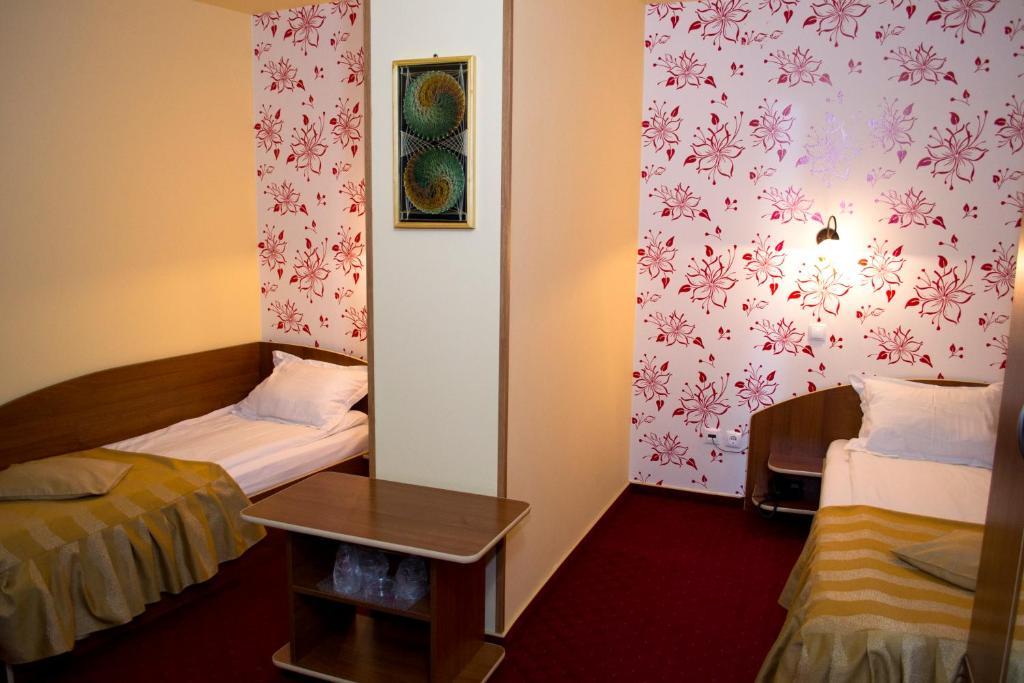 Hotel Xemar Αράντ Δωμάτιο φωτογραφία
